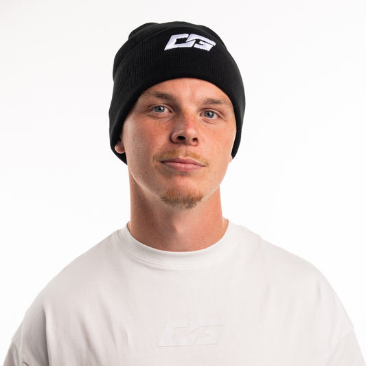Beanie pipo jalkapalloon on tekninen ja hengittava