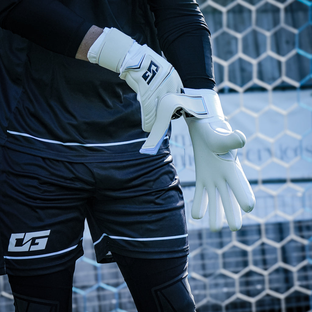 maalivahdin hanskat, OneGlove NXT Advance – hyvä pito ja suoja